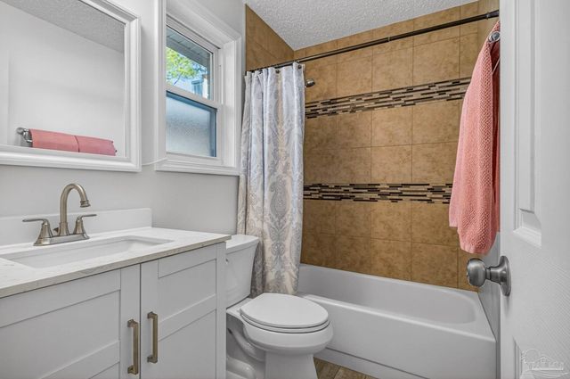 8144 El Dorado Dr, Pensacola, FL 32506