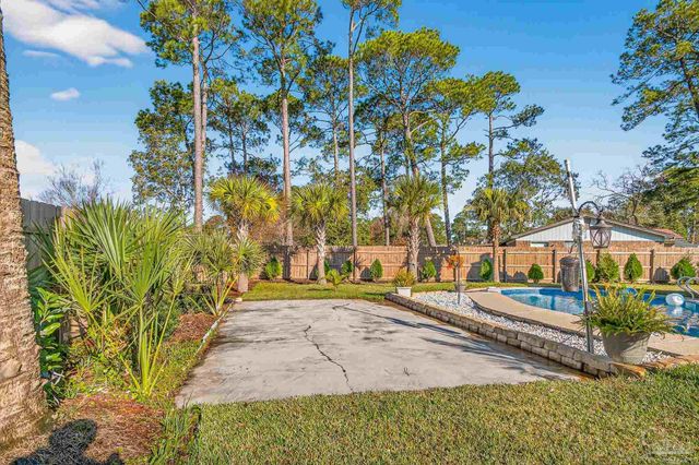 8144 El Dorado Dr, Pensacola, FL 32506