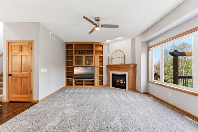 9289 Icosa Street, Lakeville, MN 55044
