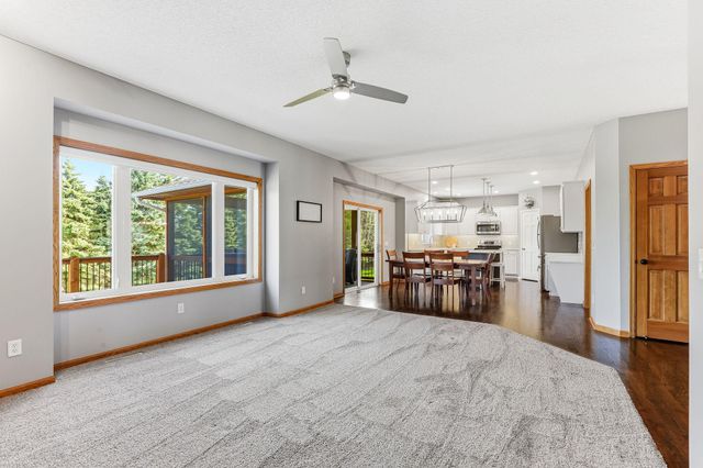 9289 Icosa Street, Lakeville, MN 55044