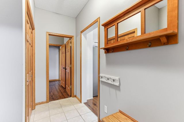 9289 Icosa Street, Lakeville, MN 55044