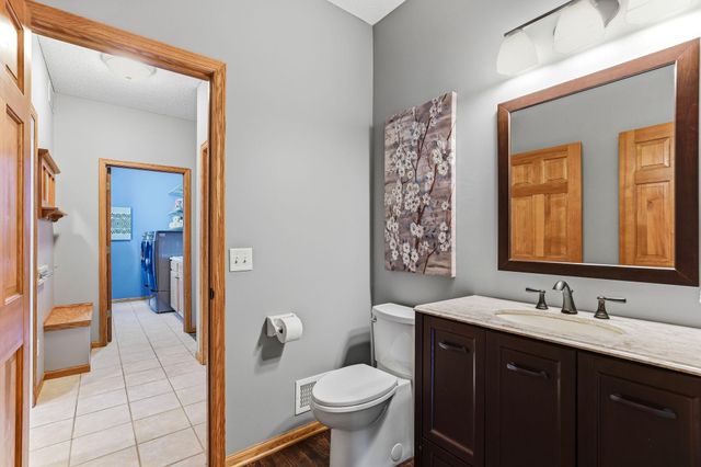 9289 Icosa Street, Lakeville, MN 55044