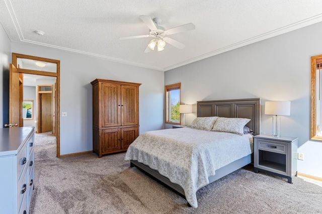 9289 Icosa Street, Lakeville, MN 55044