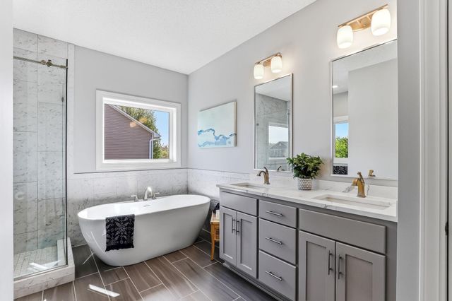 9289 Icosa Street, Lakeville, MN 55044