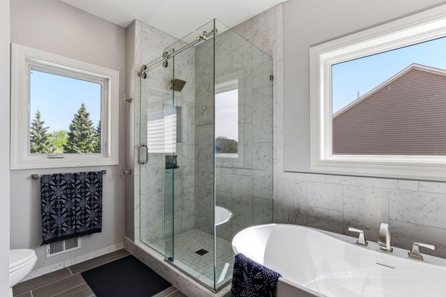 9289 Icosa Street, Lakeville, MN 55044
