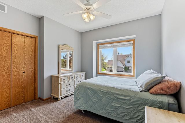 9289 Icosa Street, Lakeville, MN 55044