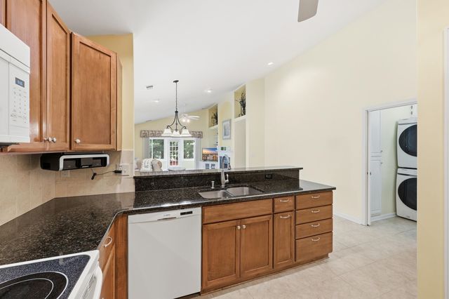 611 Needlerush Ct., Myrtle Beach, SC 29579