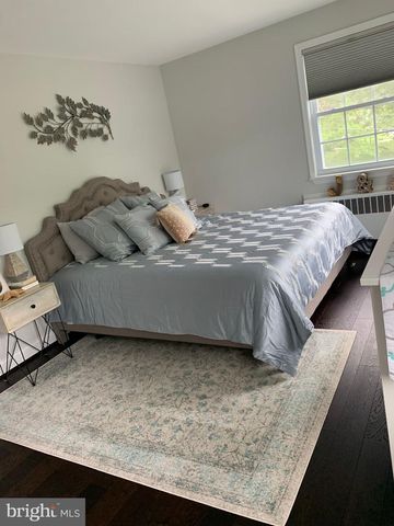 9006 LINTON ST, Silver Spring, MD 20901