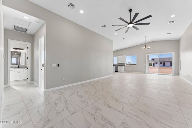 37761 W MONTECITO Avenue, Tonopah, AZ 85354