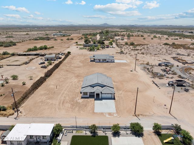 37761 W MONTECITO Avenue, Tonopah, AZ 85354