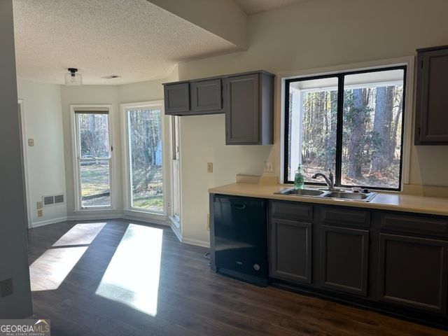 112 Glendale Drive, Peachtree City, GA 30269