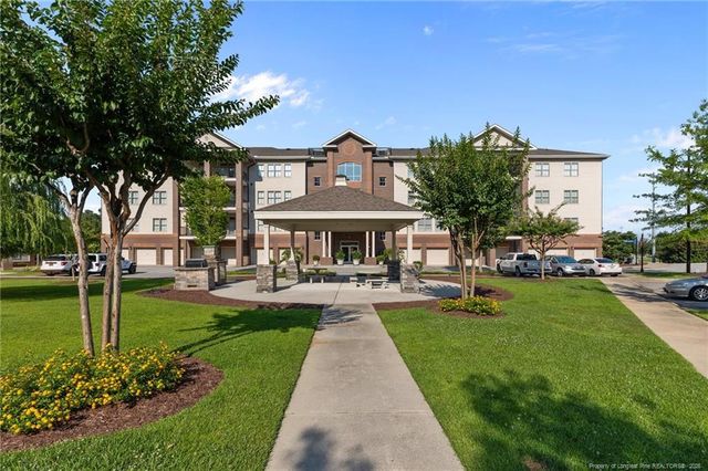 220-404 Hugh Shelton Loop, Fayetteville, NC 28301