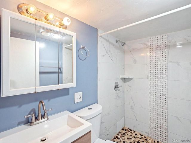 4363 S Eagle Cir, Aurora, CO 80015