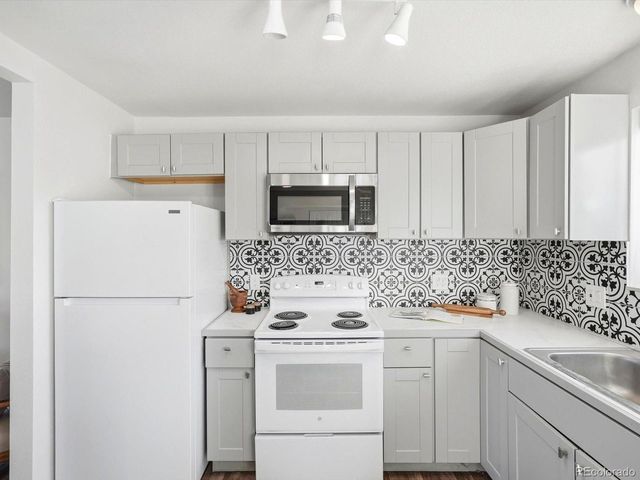 4363 S Eagle Cir, Aurora, CO 80015