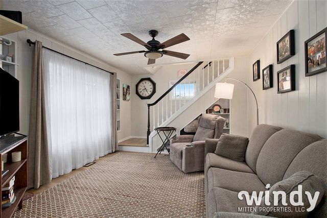 106 Lagrange Street, Dowagiac, MI 49047