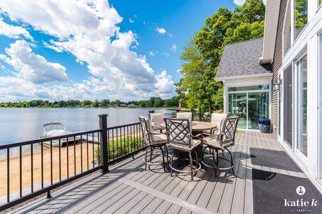 22133 Leota Drive, Sand Lake, MI 49343