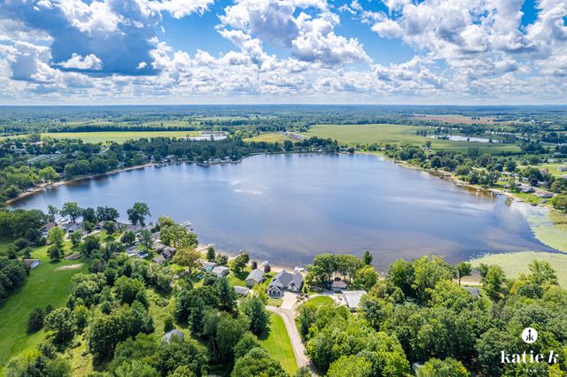 22133 Leota Drive, Sand Lake, MI 49343