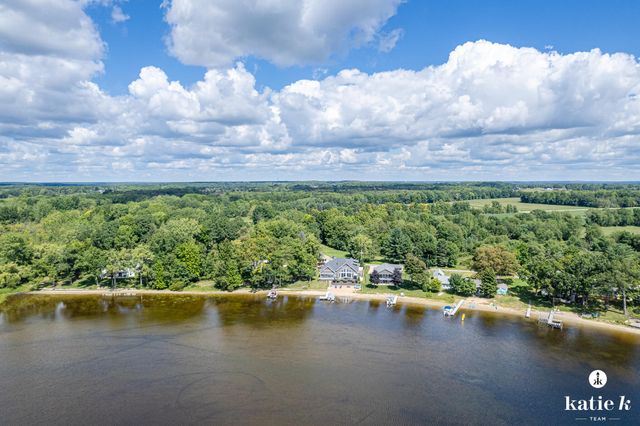 22133 Leota Drive, Sand Lake, MI 49343