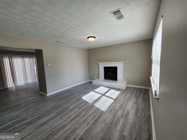 1653 Pinedale Circle NW, Conyers, GA 30012