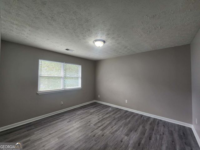 1653 Pinedale Circle NW, Conyers, GA 30012