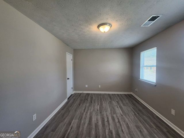 1653 Pinedale Circle NW, Conyers, GA 30012