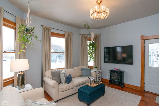 145 S Hawthorne Lane, Indianapolis, IN 46219