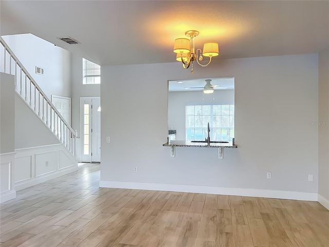 900 W CHARING CROSS CIRCLE, Lake Mary, FL 32746