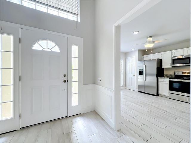 900 W CHARING CROSS CIRCLE, Lake Mary, FL 32746