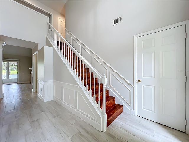 900 W CHARING CROSS CIRCLE, Lake Mary, FL 32746