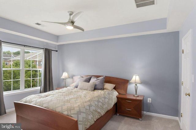 2366 HUNTINGTON STATION CT, Alexandria, VA 22303
