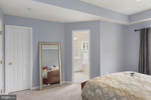 2366 HUNTINGTON STATION CT, Alexandria, VA 22303