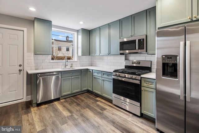 704 N CURLEY ST, Baltimore, MD 21205