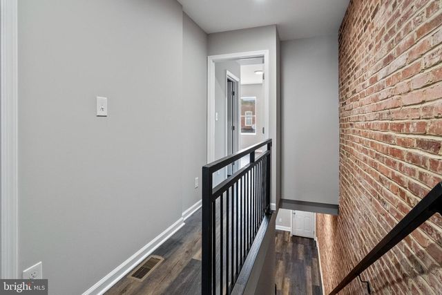 704 N CURLEY ST, Baltimore, MD 21205