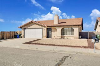 15920 Foxwood, Victorville, CA 92395