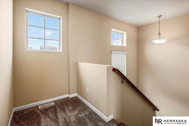 7773 N 88th Avenue, Omaha, NE 68122