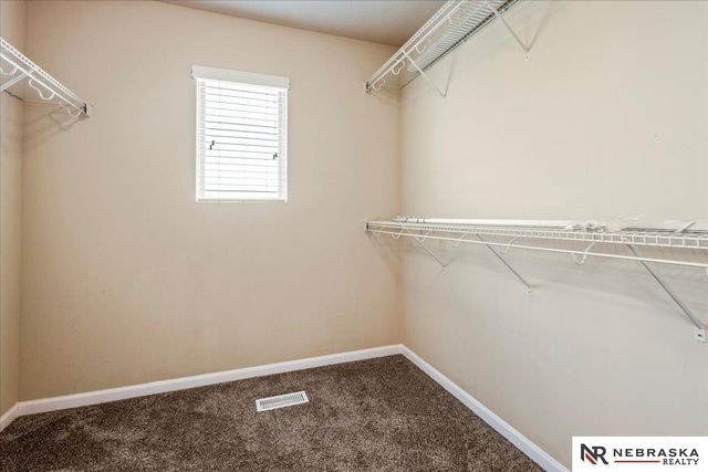 7773 N 88th Avenue, Omaha, NE 68122