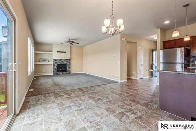 7773 N 88th Avenue, Omaha, NE 68122