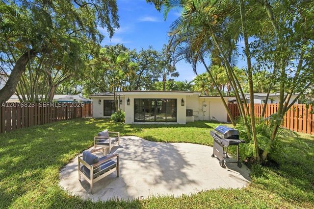 1219 SW 21st St, Fort Lauderdale, FL 33315