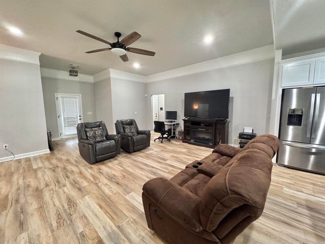 2701 Johnswood Village, Bryant, AR 72022