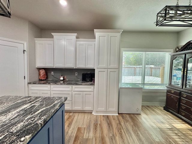2701 Johnswood Village, Bryant, AR 72022