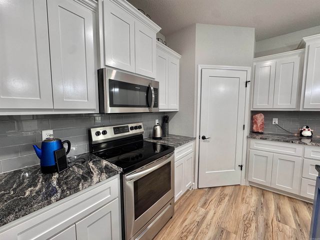 2701 Johnswood Village, Bryant, AR 72022