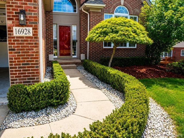 16928 Boulder Drive, Northville, MI 48168