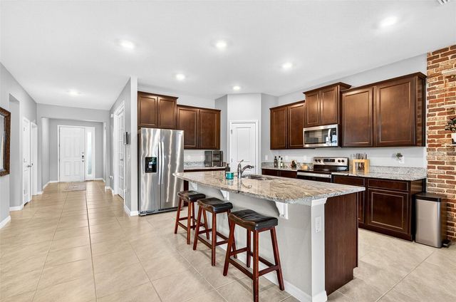 8382 BOWER BASS CIRCLE, Wesley Chapel, FL 33545