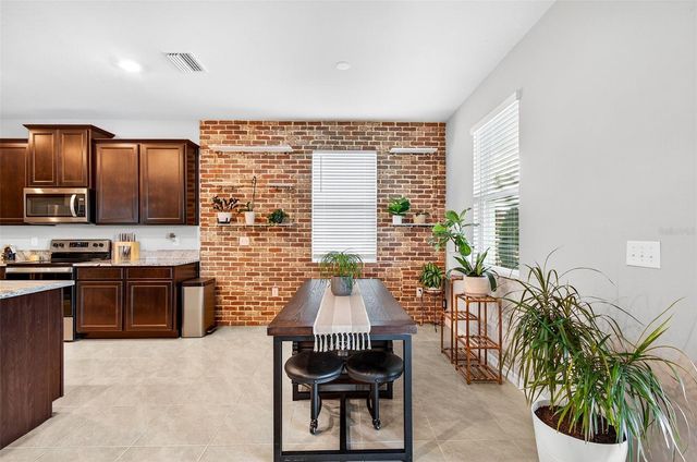 8382 BOWER BASS CIRCLE, Wesley Chapel, FL 33545