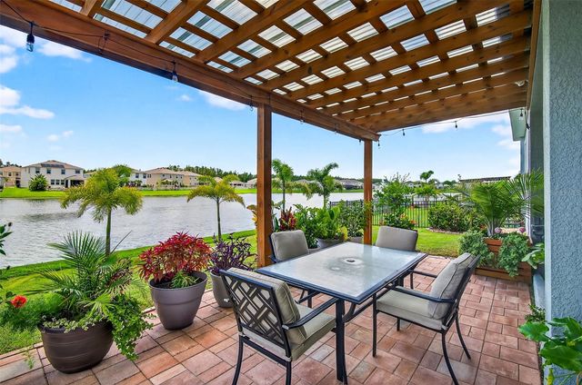 8382 BOWER BASS CIRCLE, Wesley Chapel, FL 33545