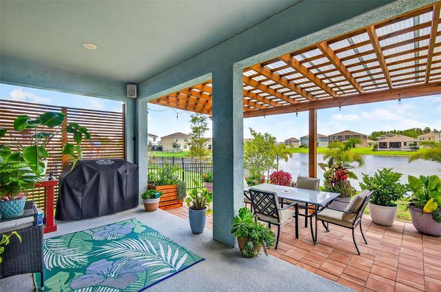 8382 BOWER BASS CIRCLE, Wesley Chapel, FL 33545