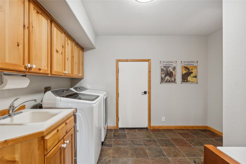 322 Wood Run Drive B, Whitefish, MT 59937 photo 32