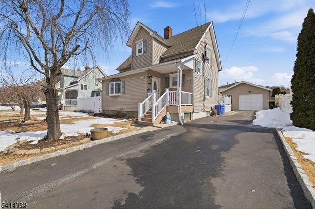 1216 Ringwood Ave, Wanaque Boro, NJ 07420