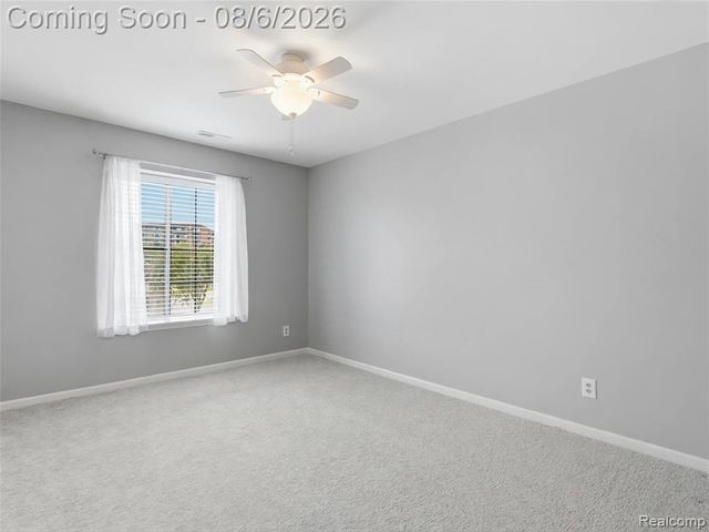 968 Country Club Drive 4, Saint Clair Shores, MI 48082