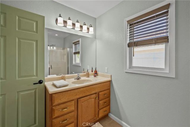 15219 Poppy Meadow, Canyon Country, CA 91387